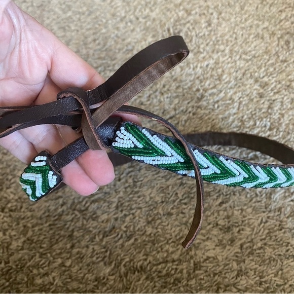 Beaded Leather Belt Sz 30 - Green and White - Picture 2 of 6